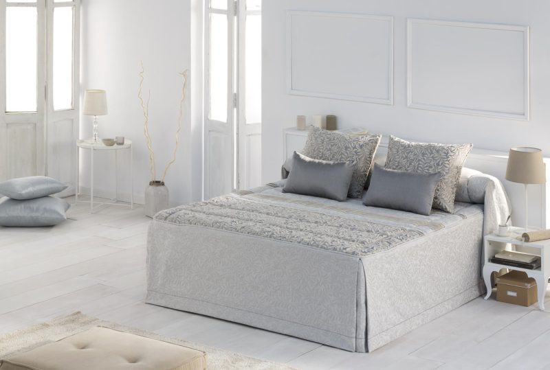 COLCHA EDREDON CON VOLANTE VELVET